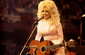 Dolly Parton: Gifted in song and storytelling, she got the rainbow