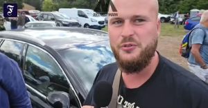Journalistenrempeln für die AfD