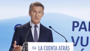 Feijóo y Abascal, luna de miel anticipada en Ceuta