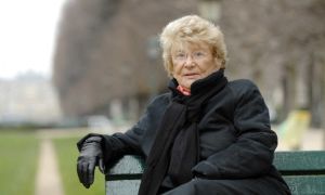 Ève Szeftel : 