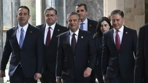 Demokrasinin ve Barışın Siyaseti (IV): Muhalif Tabanlar Arasındaki Güvensizlik Nasıl Aşılır?