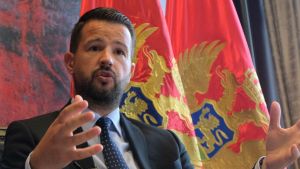 Oglasili se iz kabineta predsednika Crne Gore: Milatović nije znao za navodnu prijavu premijera Spajića za regrutaciju u Vojsku Srbije