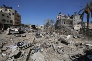 La ilusión de una «tregua» en papel diplomático: Gaza exhala bajo el peso del genocidio y un asedio sin precedentes en la historia