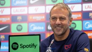 Hansi Flick confirma el debut del Balón de Oro con el Barça: “El plan es que Rodri juegue unos minutos”