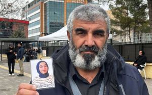 Rojin Kabaiş’in babası: Örtbasçılar devreye girdi
