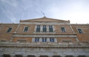 Κ(υ)νοβουλευτισμός
