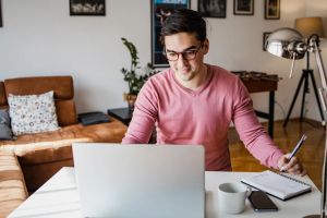 4 Ways To Get Noticed By Recruiters On LinkedIn This Year