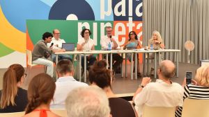 La redazione del Messaggero Veneto in municipio a Latisana: il giornale si svela ai lettori