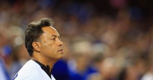 Roberto Alomar was erased from Blue Jays history. He says he’ll die a Blue Jay anyway