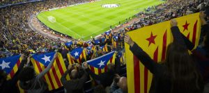 Estelades al Camp Nou: quan una bandera deixa de ser només una bandera
