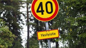 Politiikka | Lukijalta: Yksityistiet tarvitsevat talkoohengen lisäksi yhteiskunnan tukea