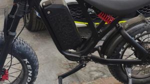 Scooter camuffato da bici, fermato un 13enne