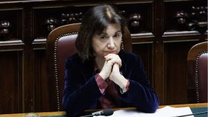 Roccella: “Il programma di Vannacci è confuso e contraddittorio. Le proposte sulla famiglia? Ideologiche”