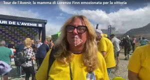 Tour de l’Avenir, la mamma di Lorenzo Finn emozionata per la vittoria