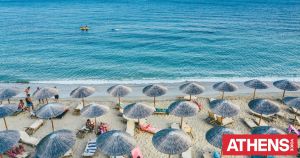 Η άμμος που χάνεται, ο δημόσιος χώρος που υποχωρεί