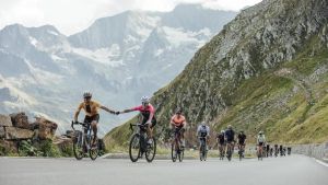 Ciclismo: domenica si svolgerà la Ötztaler Radmarathon. Sono 227 chilometri con 5500 metri di dislivello. Sei reggiani alla granfondo: sfida alle Alpi