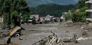 Tsunami de tierra: ¿qué provocó la mortífera inundación glaciar en Nepal?