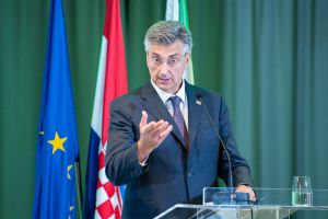 Gospić povod za politički slalom