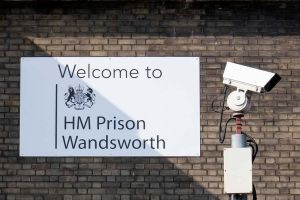 Des détenus britanniques blancs forcés de se convertir à l'islam en prison ?
