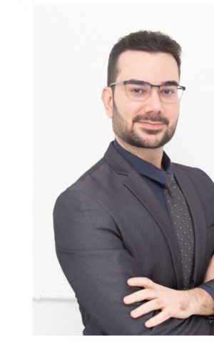 Manoel Valente Figueiredo Neto: O olhar secreto