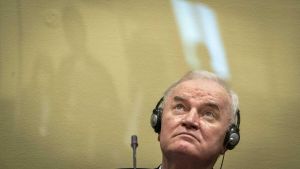 È morto all'Aia Ratko Mladic, il boia di Srebrenica