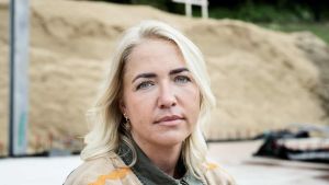 En halv million forsvandt med håndværkeren - nu har Mie truffet en beslutning