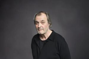 Qui est le loup des Fables de La Fontaine ? Ni tout à fait animal ni tout à fait humain, il déjoue les représentations et nous interroge sur notre condition, comme l’explique Frédéric Boyer, dans sa chronique hebdomadaire, à la lecture d’un fascinant ouvrage à paraître sur le sujet (1).