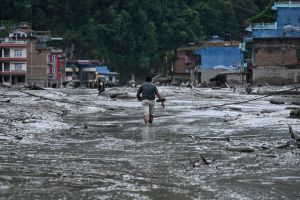 Nepal Floods Demonstrate Threat of Climate-Driven Glacier Collapse
