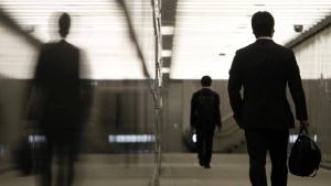 Les gérants du private equity prolongent leurs investissements en cascade, faute de trouver des acheteurs aux prix souhaités