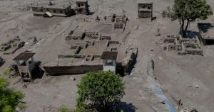 El deshielo convierte el Himalaya en una bomba de relojería: Nepal y Tíbet temen otra inundación