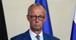 German political funk threatens timid recovery