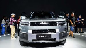 Jaguar Land Rover Can’t Ignore China’s Defender Lookalikes