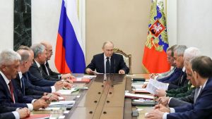 La guerra occulta che spiazza gli avversari: ecco i tre fronti che può aprire Putin