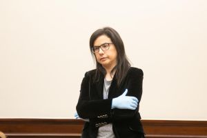 PP y Vox compran la verdad de Robles y acusan a Marlaska de mentir: “Es usted el galgo de Ceuta”