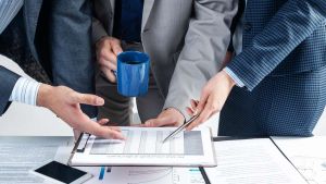 Bürokratie im Büro: Welche Regeln gibt es bei Ihnen, um Regeln zu ändern?