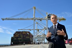 Minor reforms won’t fix Canada’s ports