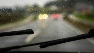 Tæt på skybrud i Vestjylland - nu breder regn sig til resten af landet