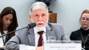 Celso Amorim recebe honoris causa pela nossa UFRJ