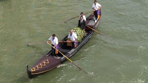 Fabrizio Plessi, Venezia saluta il maestro della videoarte: l’ultimo addio in gondola