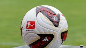 Start der Bundesliga: Letztes Lagerfeuer