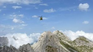 Presa dal panico nei pressi del Passo del Mulo: escursionista recuperata con l’elicottero