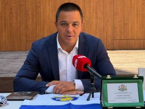 Цанко Цанков след ада в Ла Манша: Медузите ме жилеха, очилата ми се пълнеха със сълзи, а аз мечтаех да се разхождам с...