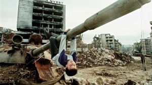 Funerale di Stato per Mladic: “Il passato pesa ancora. Ma i serbi vogliono l’Ue”