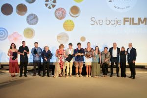 Trijumf filma „Oče naš“, Vučić Perović svoju Zlatnu mimozu posvetio Mićanoviću, a Goran Stanković kolegama u Srbiji koji se bore za kinematografiju: Završen 39. Festival Herceg Novi