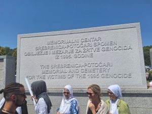 „Umro tamo gde mu je i mesto“: Nemačka i švajcarska štampa o smrti presuđenog ratnog zločinca Ratka Mladića