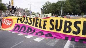 XR blokkeert opnieuw snelweg Utrechtsebaan in Den Haag