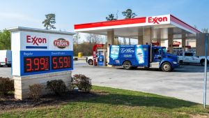 Trump Wants Oil Companies to Cut Prices. Here’s Why That Would Hurt the US Economy
