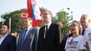Jasmin Mujanović: Nije dovoljno reći da zbog veličanja zločinaca Srbija ne pripada EU, nužne sankcije na nivou EU protiv ideoloških naslednika Mladića, poput Dodika
