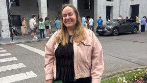 Andrea González, de 27 años, tuvo que presentarse a cuatro oposiciones de maestra para lograr una plaza fija: 
