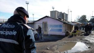 Neonata di etnia rom rapita di notte da una casa famiglia, anche gli altri 4 fratellini sarebbero stati portati in Romania